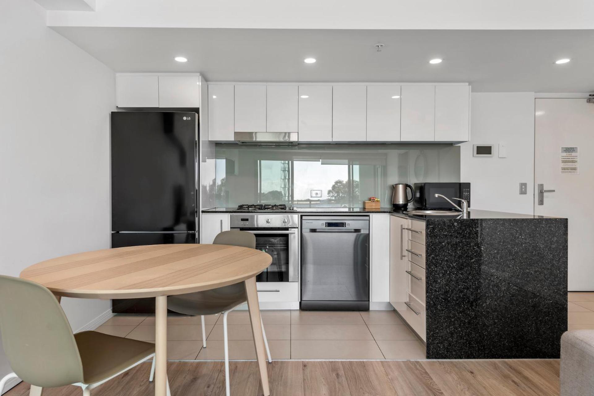 Proximity Waterfront Apartments Redcliffe Bagian luar foto