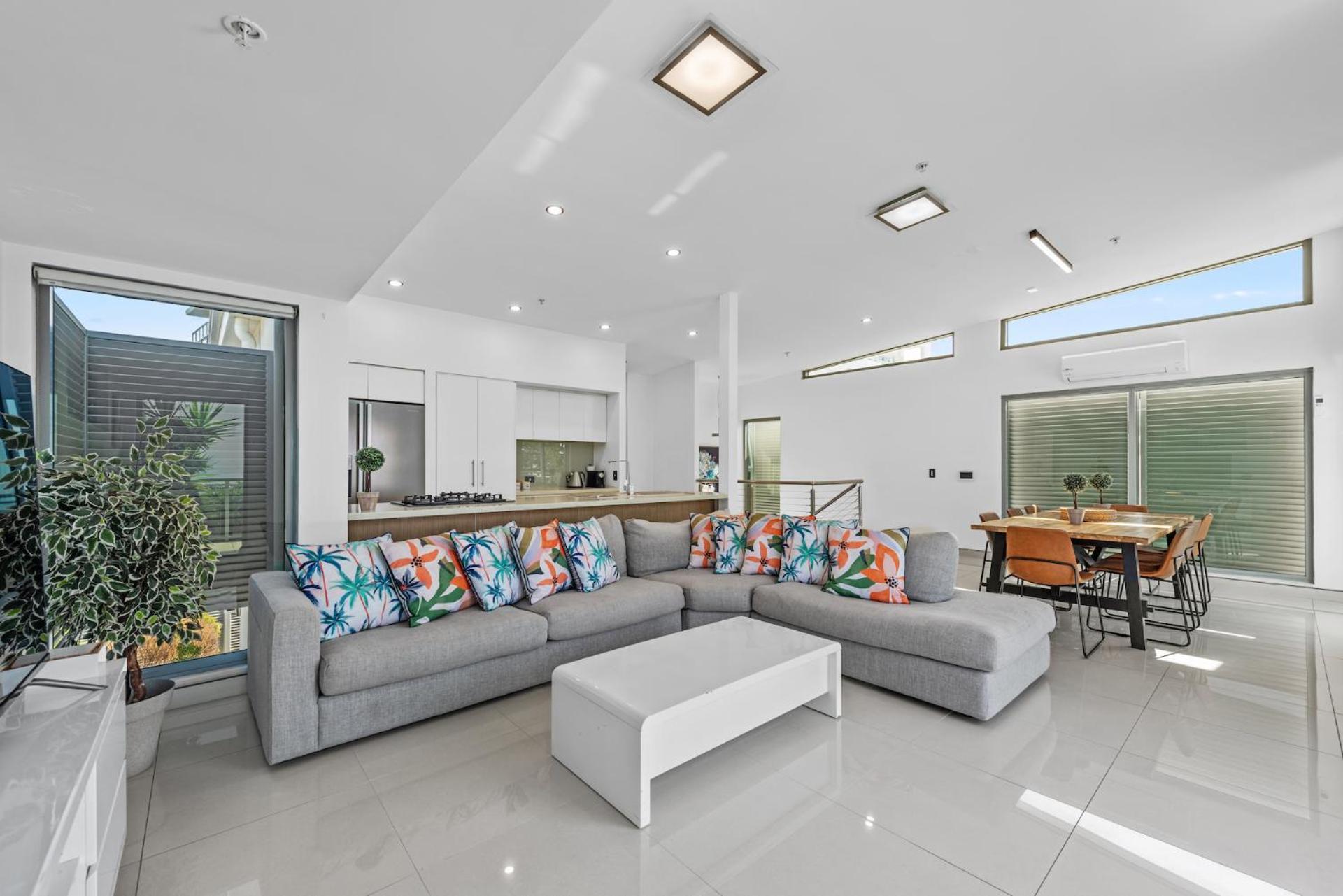 Proximity Waterfront Apartments Redcliffe Bagian luar foto